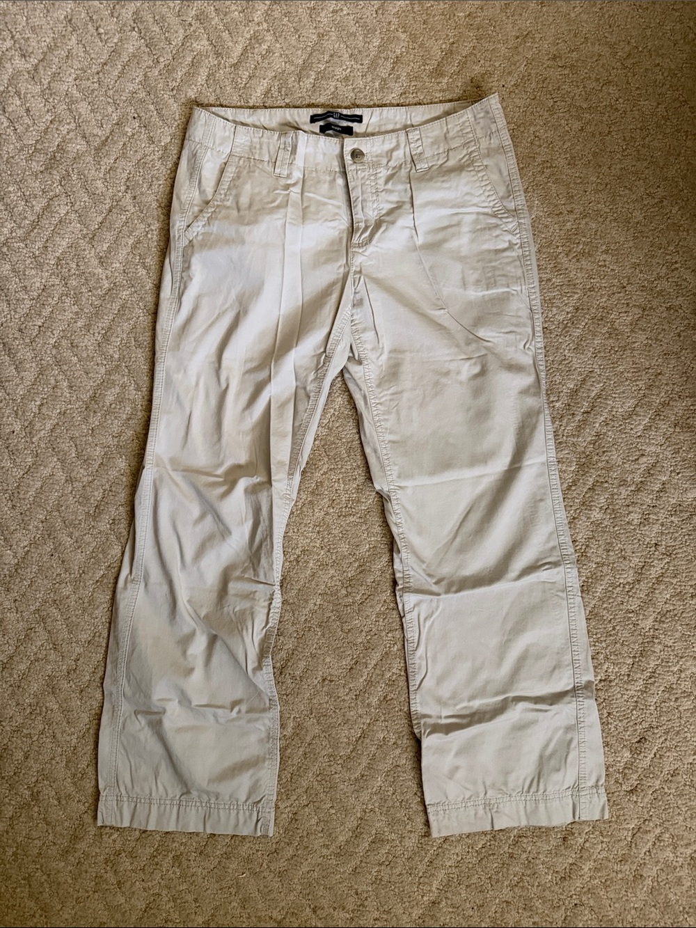GAP Women's Straight Chino Pants (size 8 Ankle)